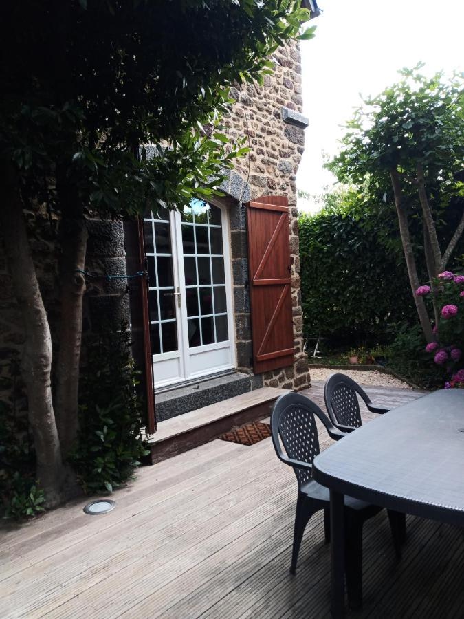 Villa La Cote Du Chat 3* En Bretagne Romantique Hédé Exterior foto